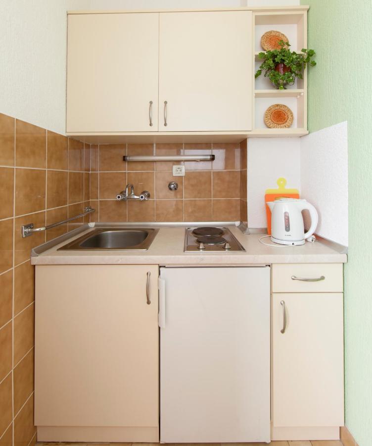 Apartments Milana Tučepi エクステリア 写真